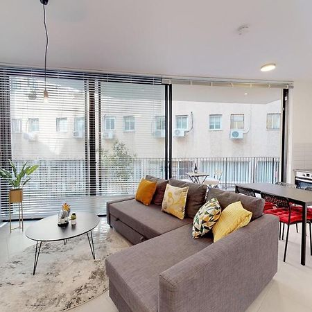 Comfortable Apartment With Balcony By Holyguest Tel Aviv Luaran gambar
