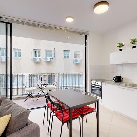 Comfortable Apartment With Balcony By Holyguest Tel Aviv Luaran gambar