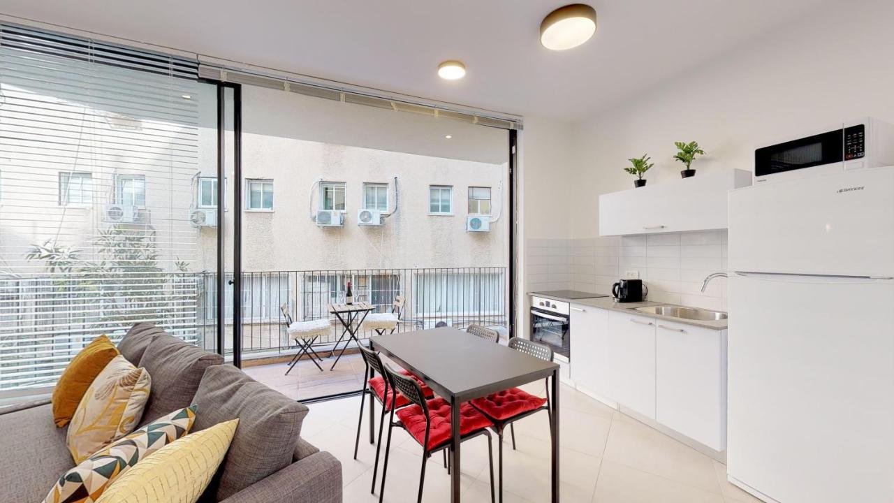 Comfortable Apartment With Balcony By Holyguest Tel Aviv Luaran gambar